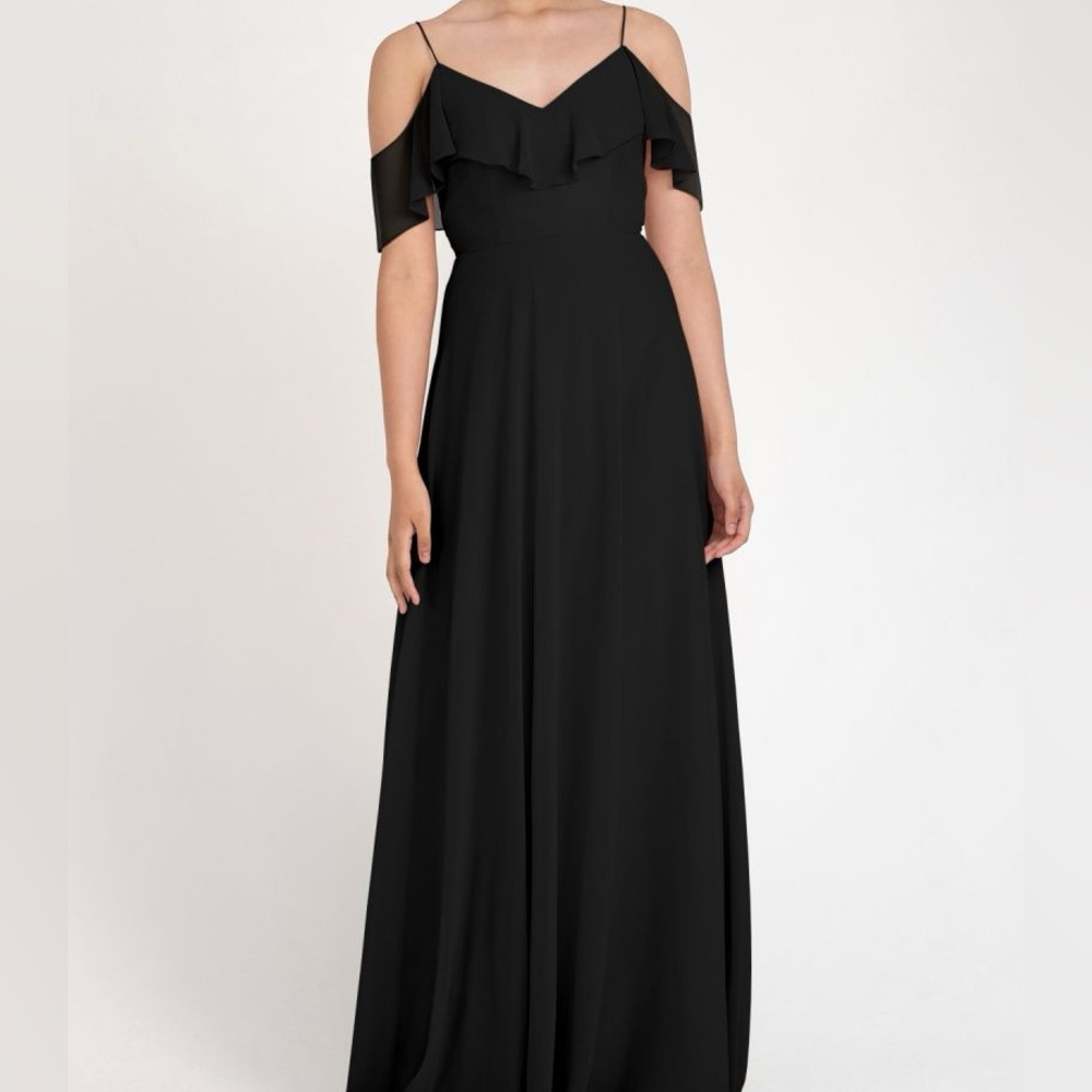 Pinkblush maternity. Black alone dress with cold shoulder flutter sleeves. NBW